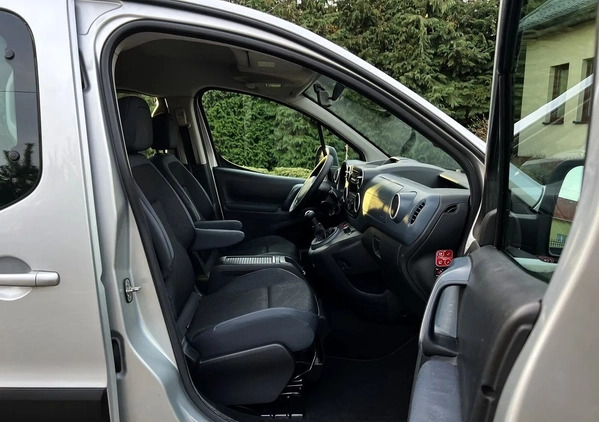 Peugeot Partner cena 23800 przebieg: 144000, rok produkcji 2008 z Kamień Krajeński małe 497
